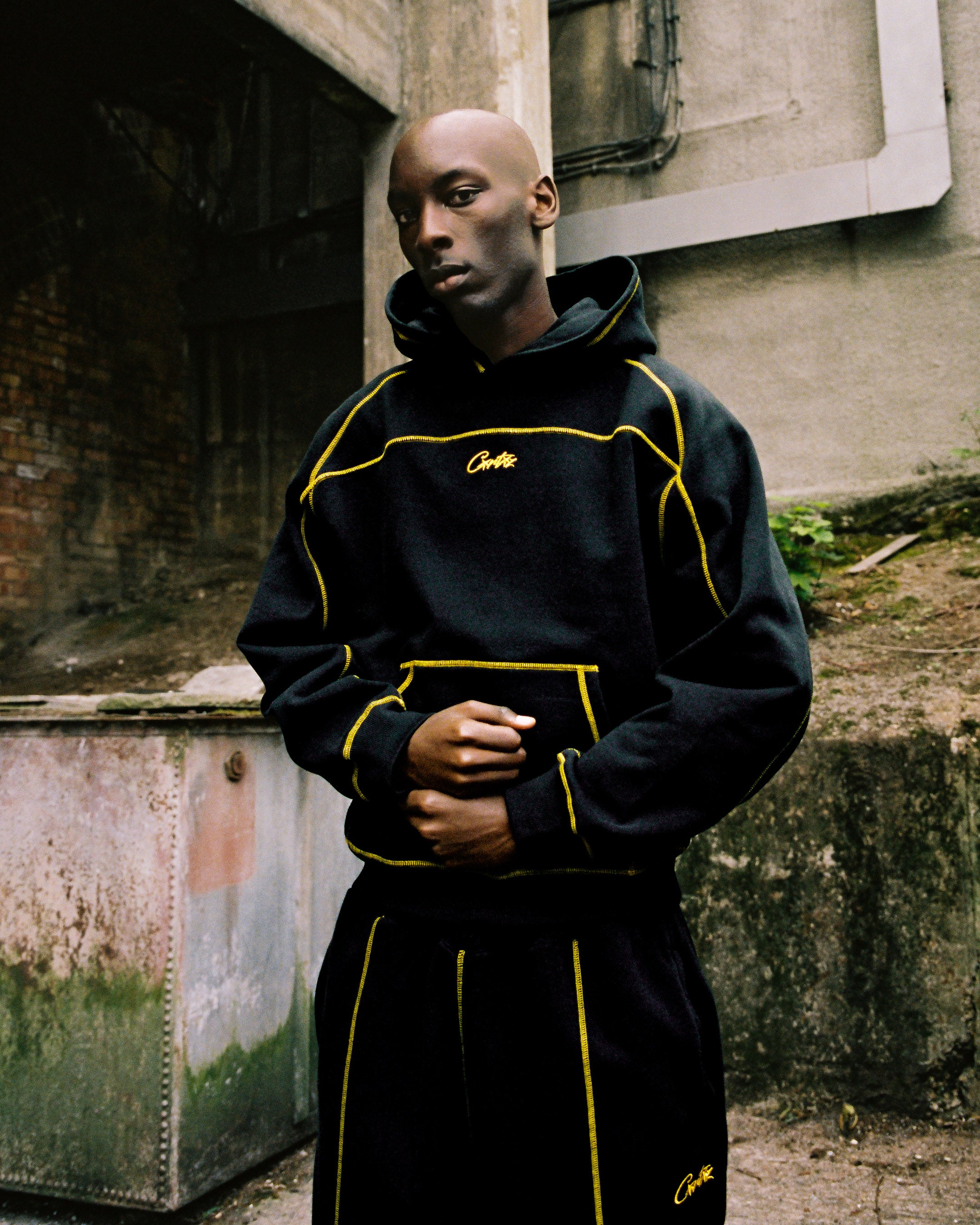 Corteiz セットアップ　S Soakthesauce Corteiz Island Puff Print Full-Zip Hoodie & Joggers