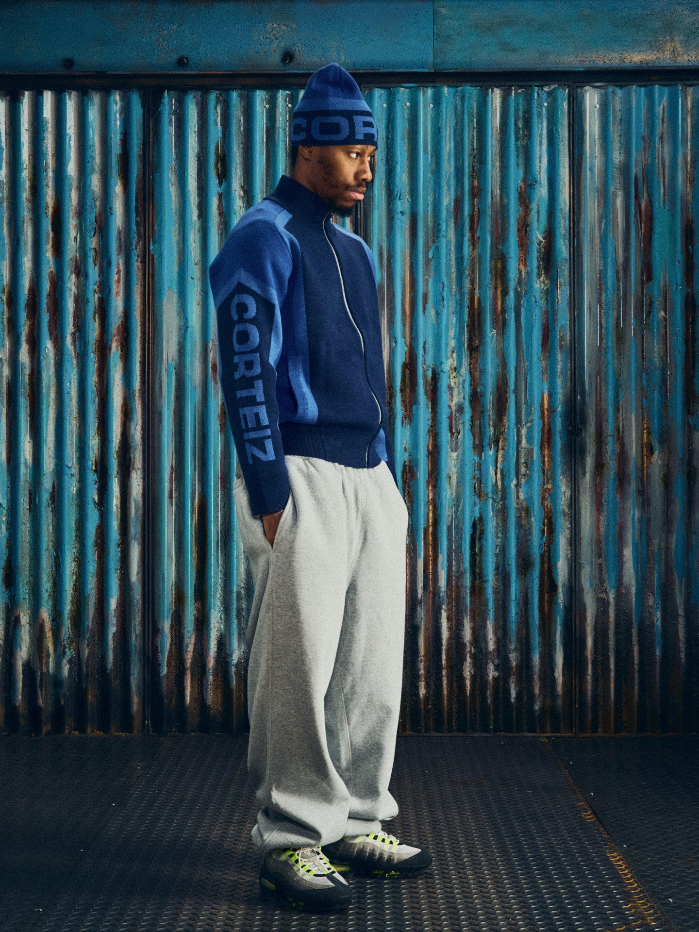 PRECISION KNIT BEANIE [NAVY] – CRTZRTW