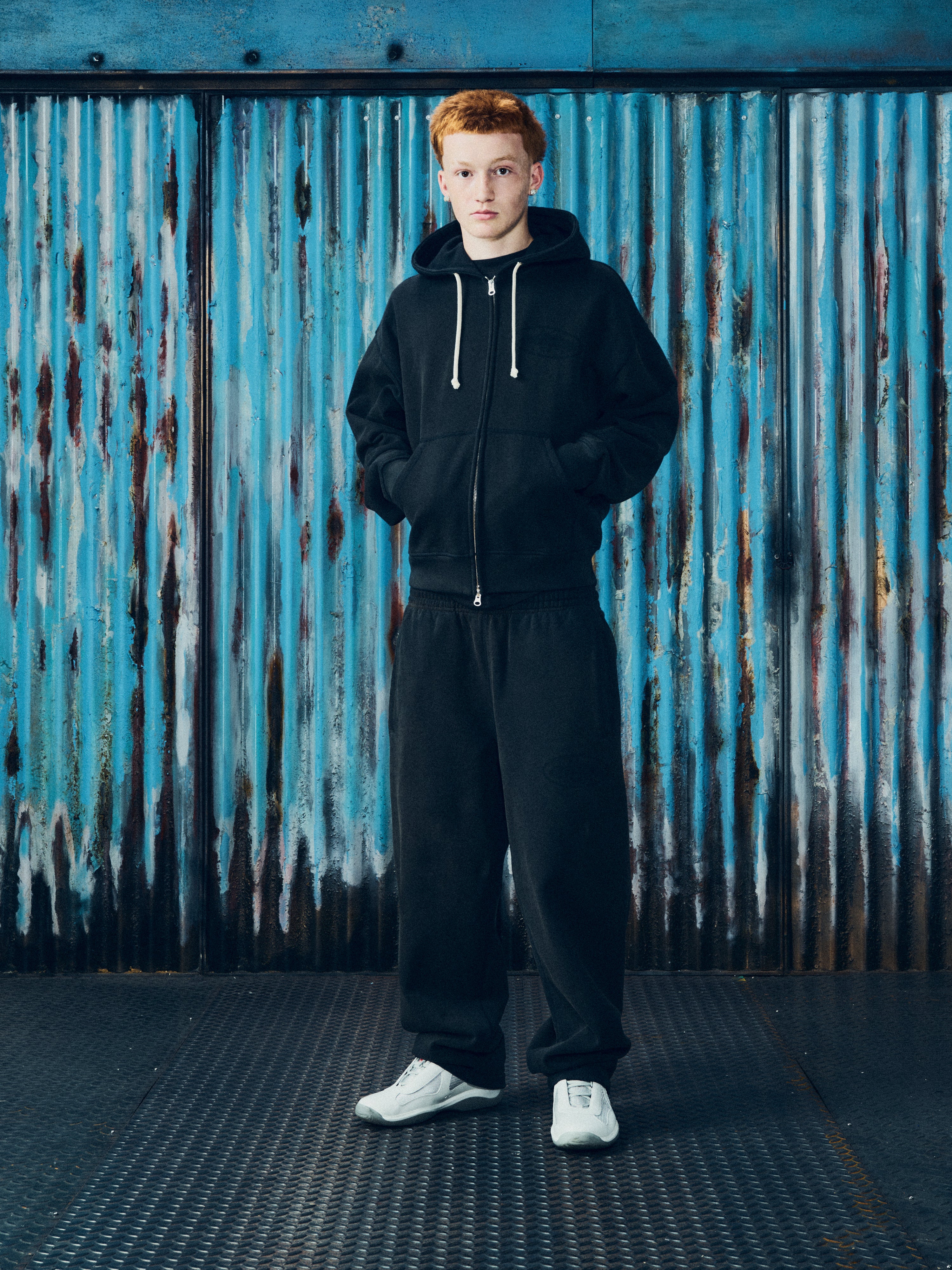ISLAND KNOCKOUT ZIP HOODIE [BLACK] – CRTZRTW