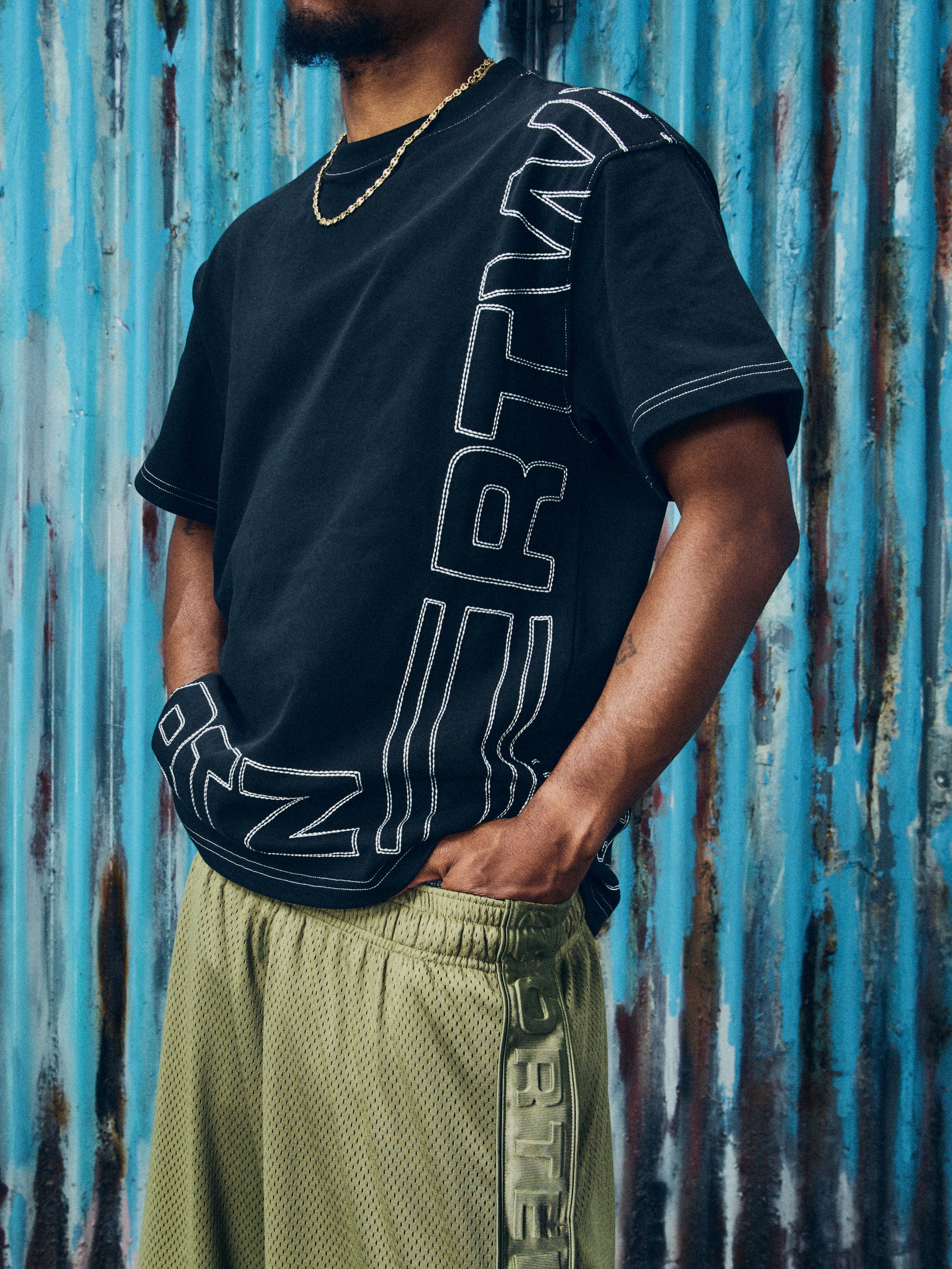 OUTLINE HEAVYWEIGHT TEE [BLACK]