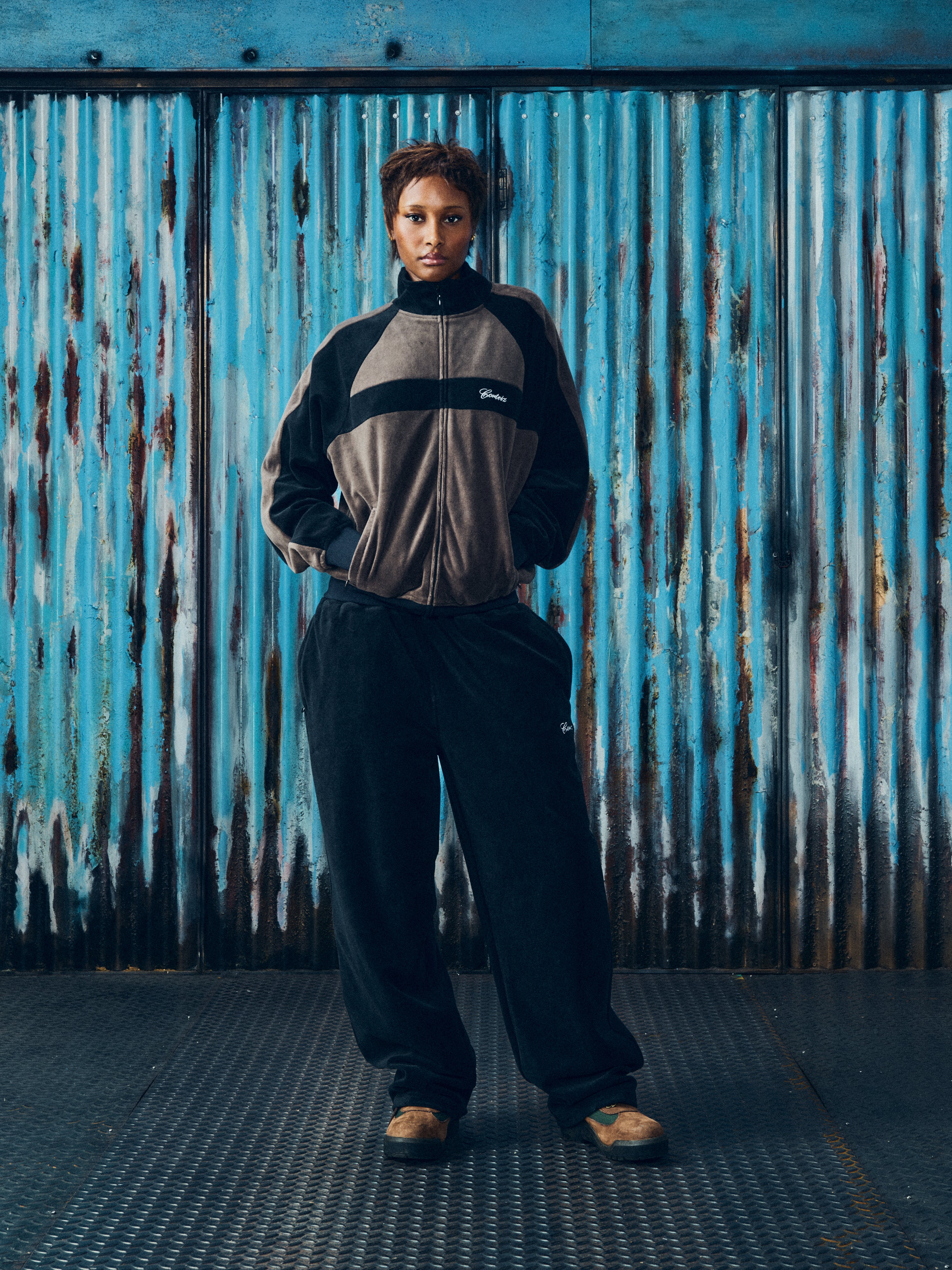 PISTA VELOUR TRACK JACKET [BLACK/BROWN] – CRTZRTW