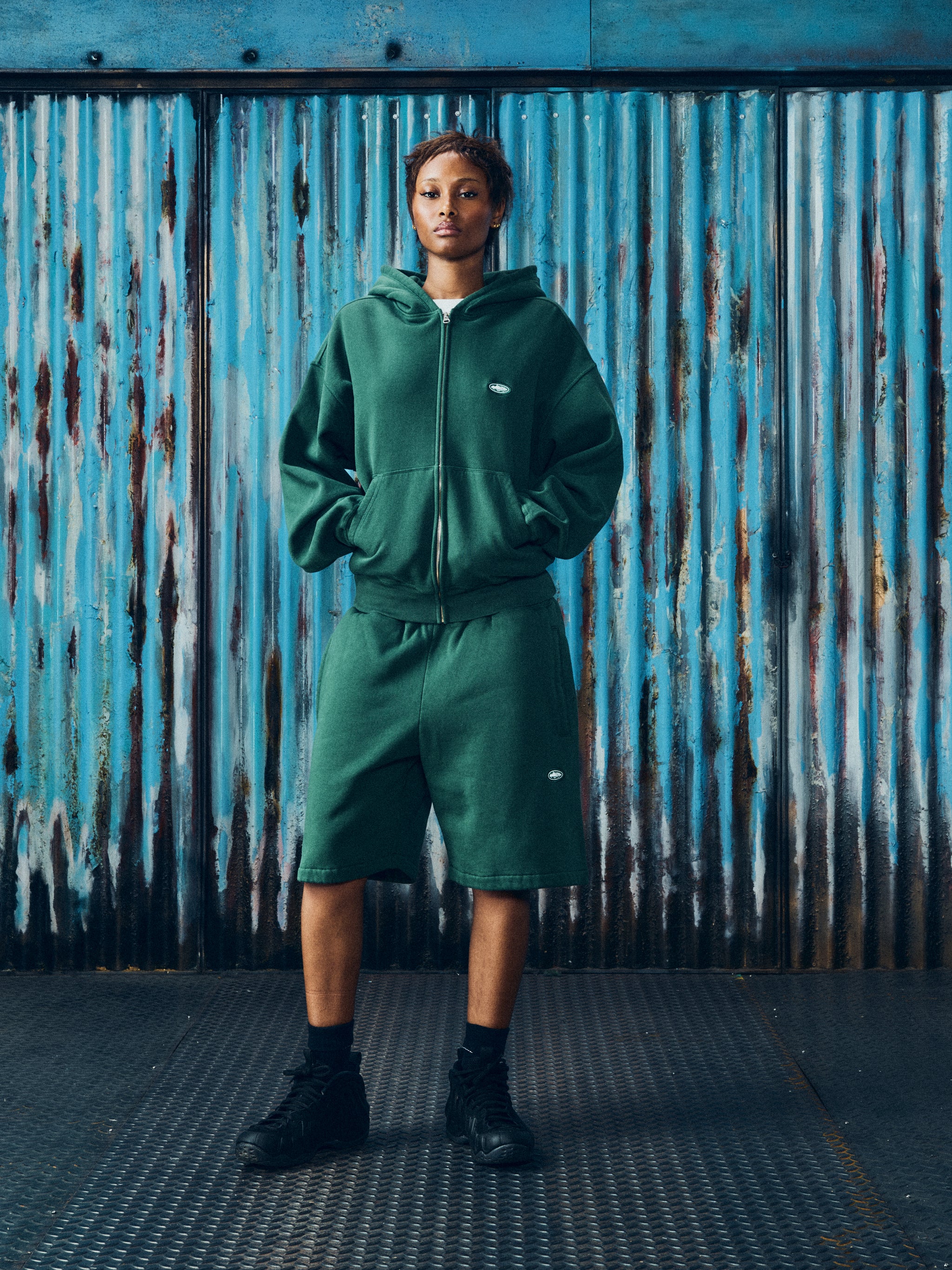 MINI ISLAND SWEATSHORT [FOREST GREEN]
