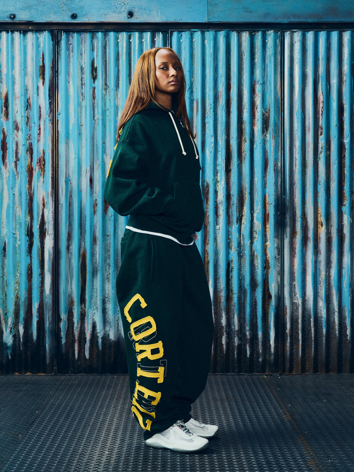 LUNDUN STITCH OPEN HEM SWEATPANT [FOREST / YELLOW]