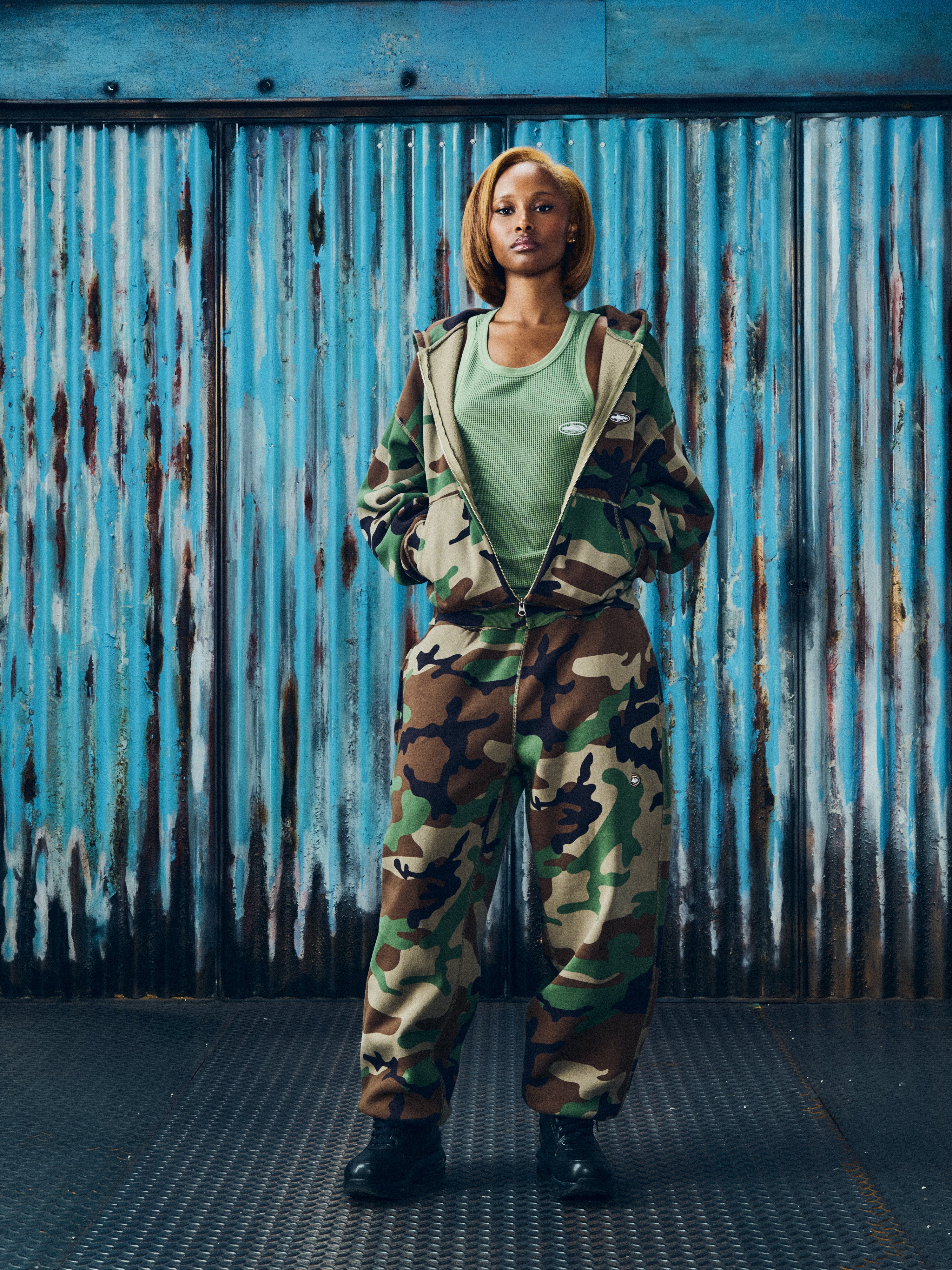 MINI ISLAND ZIP HOODIE [WOODLAND CAMO] – CRTZRTW