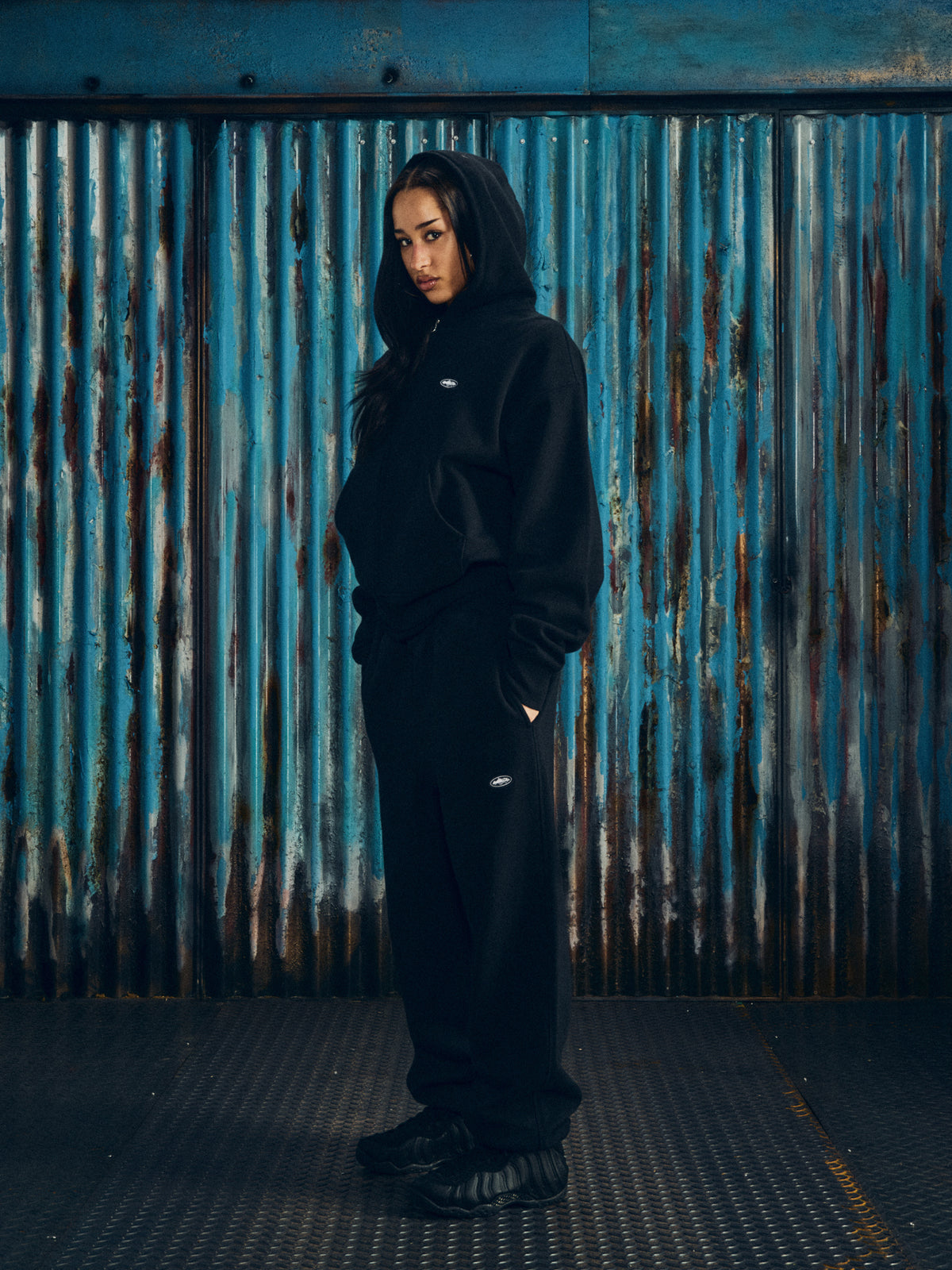 MINI ISLAND HOODIE TRACKSUIT [BLACK]